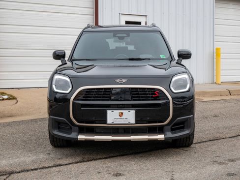 Used 2025 MINI Cooper Countryman S w/ Comfort Package Max image 10