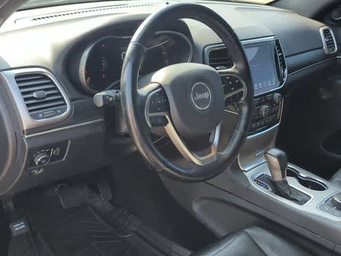 Used 2019 Jeep Grand Cherokee Limited AWD/4WD image 10