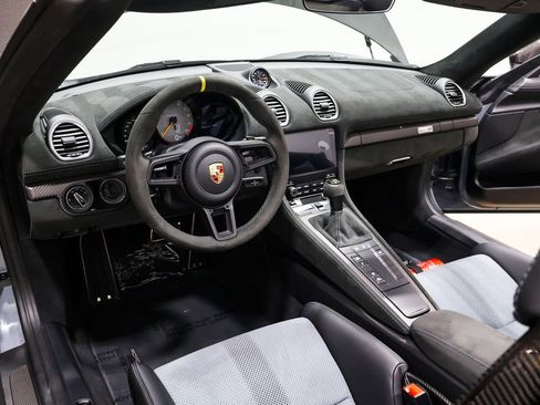 Used 2024 Porsche 718 Boxster Spyder RS w/ Weissach Package image 39