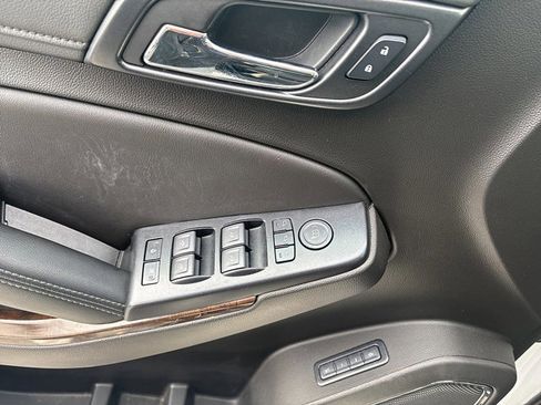 Certified 2020 Chevrolet Tahoe LT w/ RST Edition image 25