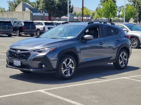 Used 2025 Subaru Crosstrek 2.5i Premium AWD/4WD image 2