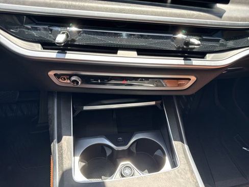 Certified 2023 BMW X7 xDrive40i w/ Premium Package AWD/4WD image 18