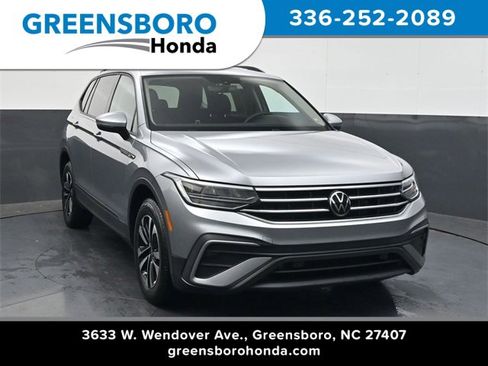 Used 2023 Volkswagen Tiguan S image 1