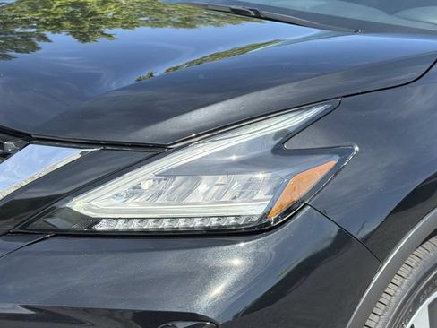 Used 2021 Nissan Murano SV FWD image 9