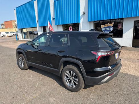 Used 2026 Chevrolet Equinox LT AWD/4WD image 16