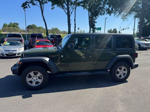 Used 2021 Jeep Wrangler Unlimited Sport AWD/4WD image 7