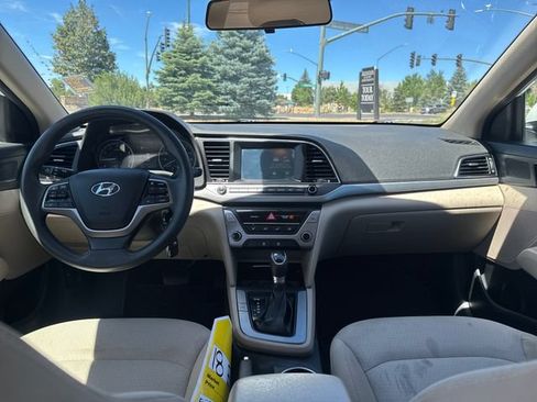 Used 2018 Hyundai Elantra SEL FWD image 12