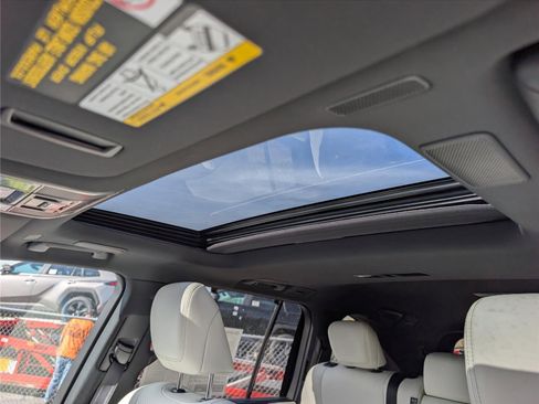 New 2026 Lexus LX 600 4WD w/ Luxury Package image 34