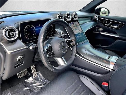 Used 2026 Mercedes-Benz GLC 300 image 14