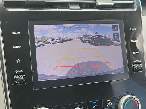 Certified 2022 Hyundai Tucson SEL image 17