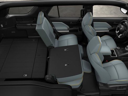 New 2025 Toyota 4Runner Trailhunter image 22