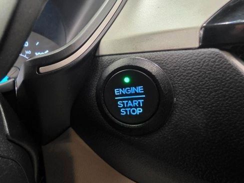 Used 2021 Ford Escape SE w/ Cold Weather Package FWD image 20