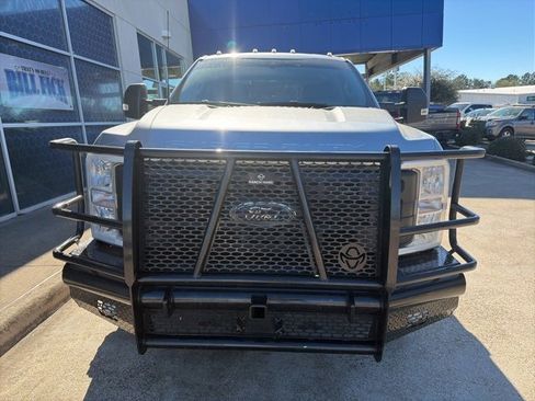 Used 2024 Ford F350 XL w/ FX4 Off-Road Package image 3
