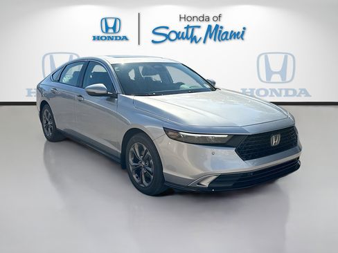 New 2025 Honda Accord EX-L image 1