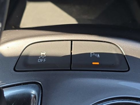 Used 2024 Chevrolet Malibu LT FWD image 31