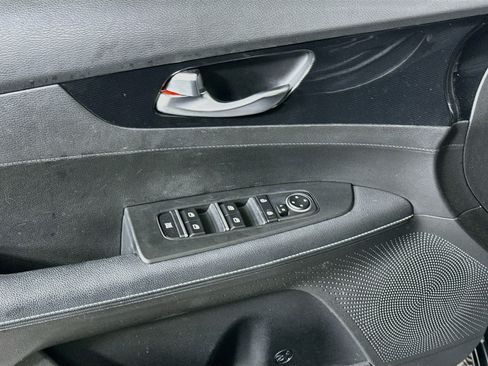 Used 2023 Kia Forte GT-Line FWD image 15