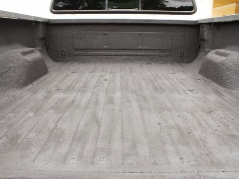 Used 2004 Ford F250 XLT AWD/4WD image 21