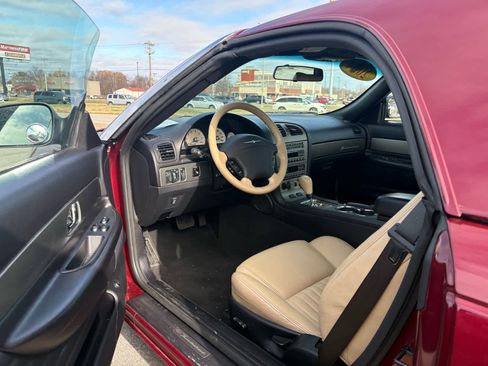 Used 2004 Ford Thunderbird Deluxe image 7