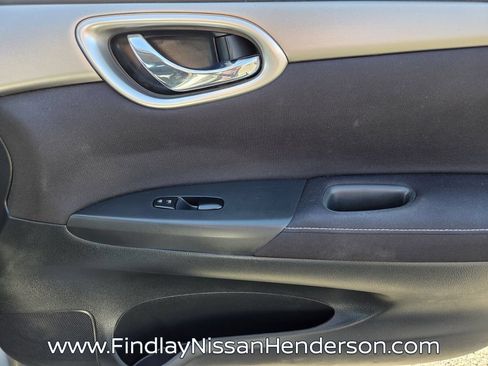 Used 2014 Nissan Sentra SV FWD image 18