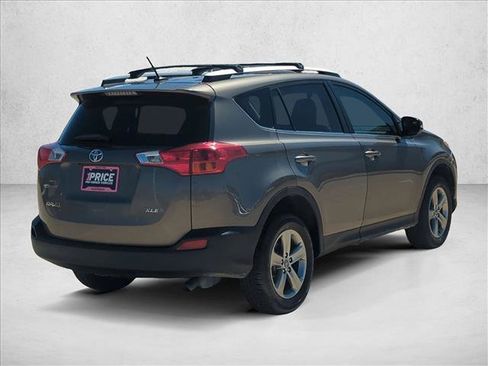 Used 2015 Toyota RAV4 XLE FWD image 5