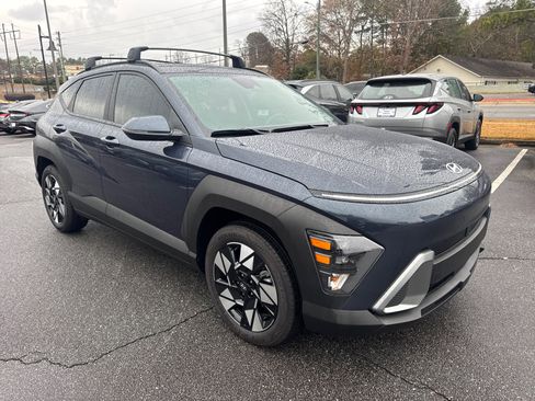Certified 2025 Hyundai Kona SEL image 3