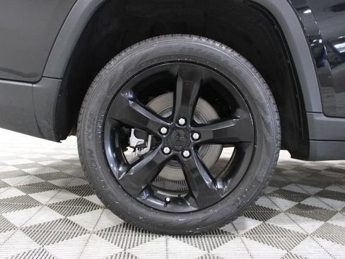 Used 2024 Jeep Grand Cherokee L Limited w/ Luxury Tech Group II AWD/4WD image 45