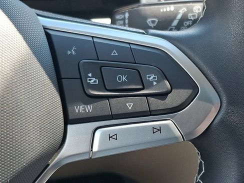Used 2023 Volkswagen Atlas SE w/ Panoramic Sunroof Package AWD/4WD image 23