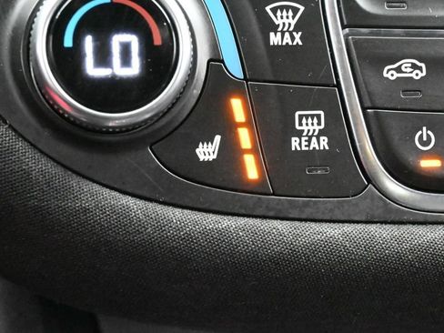 Used 2024 Chevrolet Malibu LT FWD image 21