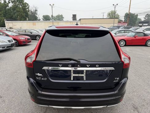 Used 2016 Volvo XC60 T6 w/ Proximity Package AWD/4WD image 4