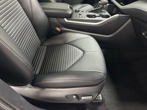 Used 2025 Toyota Highlander XSE AWD/4WD image 66