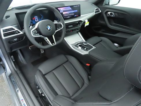Used 2026 BMW 230i Coupe w/ Premium Package RWD image 10