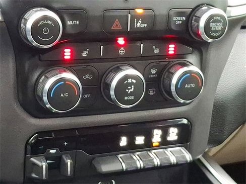 Used 2022 RAM 2500 Big Horn w/ Level C Equiment Group image 15