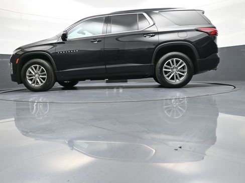 Used 2023 Chevrolet Traverse LT FWD image 34