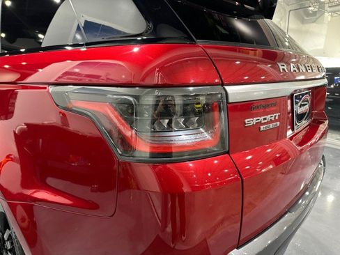 Used 2019 Land Rover Range Rover Sport HSE AWD/4WD image 35