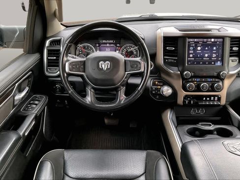Used 2022 RAM 1500 Laramie AWD/4WD image 6
