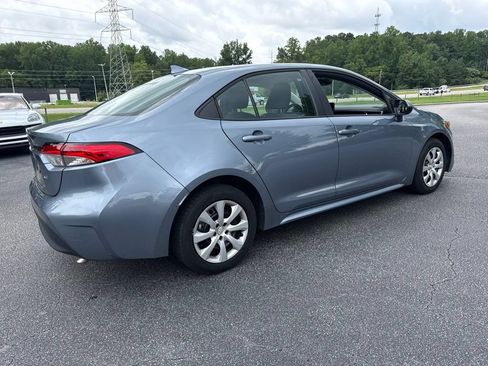 Used 2023 Toyota Corolla LE FWD image 5