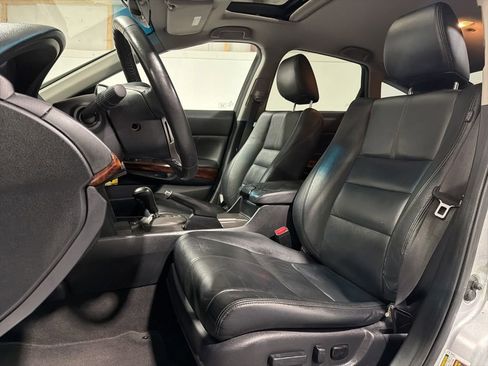 Used 2011 Honda Crosstour EX-L image 21