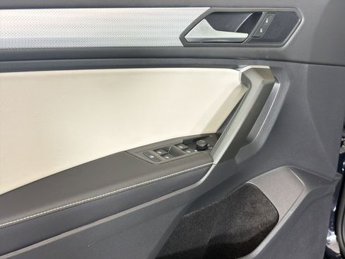Used 2024 Volkswagen Tiguan S image 14