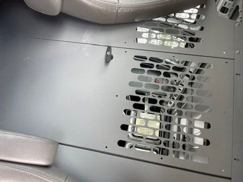 Used 2021 Chevrolet Express 2500 w/ Driver Convenience Package image 29