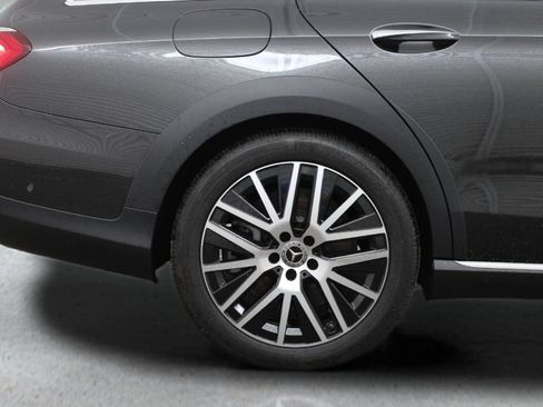 Used 2023 Mercedes-Benz E 450 4MATIC All-Terrain Wagon image 12