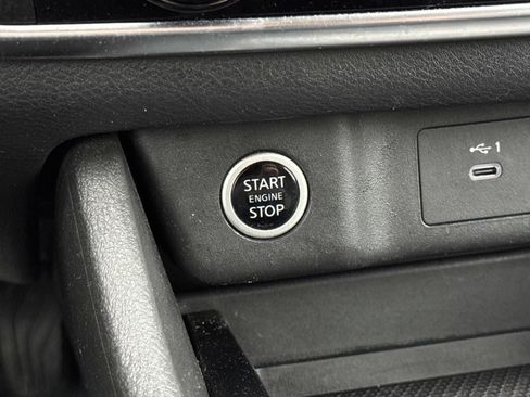 Used 2023 Nissan Rogue S image 20