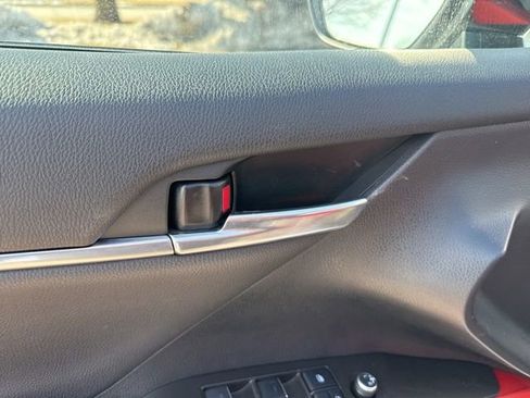 Used 2022 Toyota Camry XSE w/ Navigation Upgrade Package image 19