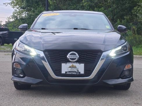 Used 2020 Nissan Altima 2.0 Platinum FWD image 3