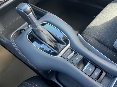 Used 2024 Honda HR-V Sport image 28