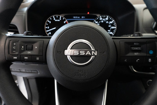 Used 2023 Nissan Rogue SV AWD/4WD image 11