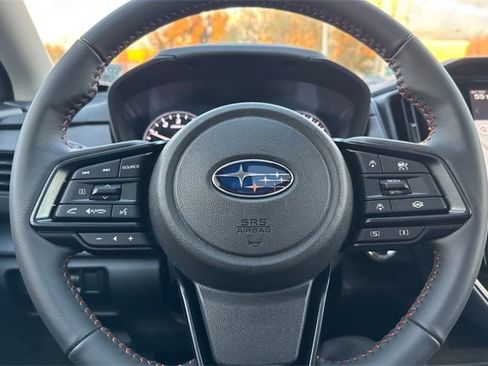 Used 2025 Subaru Crosstrek 2.5i Limited w/ Popular Package #4A image 27
