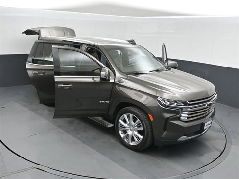 Used 2021 Chevrolet Tahoe High Country image 54