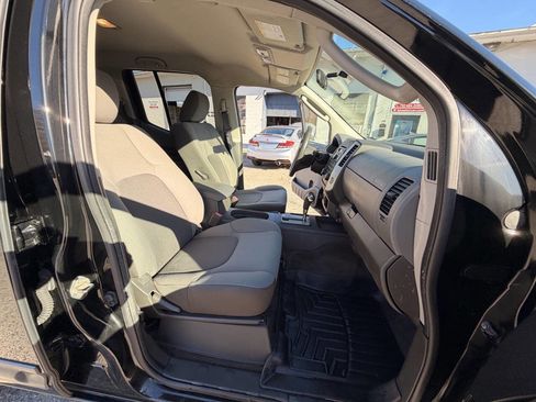 Used 2012 Nissan Xterra S image 44