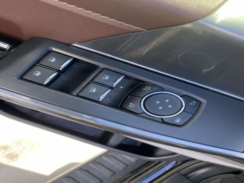 Used 2023 Ford F150 Lariat w/ Equipment Group 502A High image 18