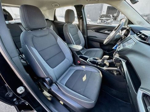 Used 2021 Chevrolet TrailBlazer LS FWD image 22